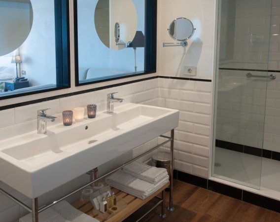 Hotel Suites In The Costa Brava Hotel Aigua Blava