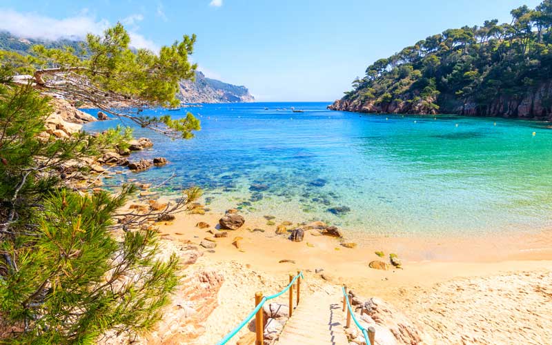 Aiguablava comparée aux autres criques de Begur