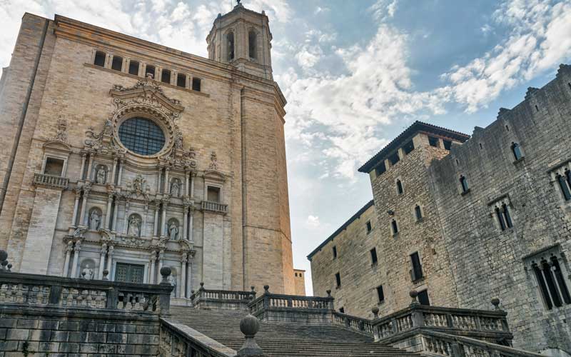 Girona ciudad: historia viva entre murallas