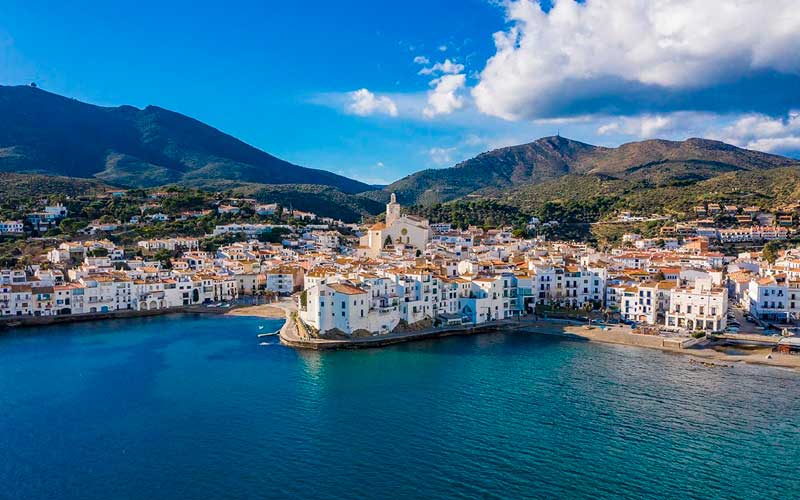Pueblos más bonitos de Girona, Cadaqués