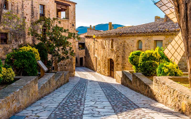 Pueblos más bonitos de Girona, Pals