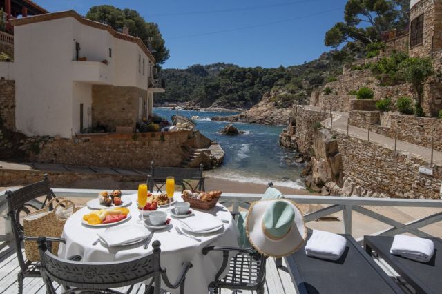 Double room with sea views