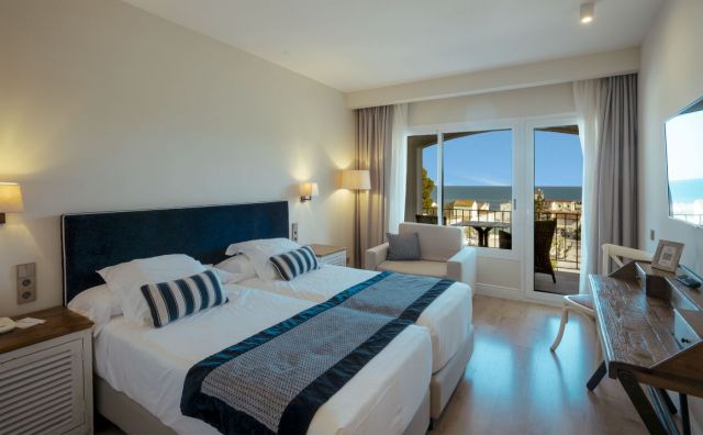 Double room with garden views
